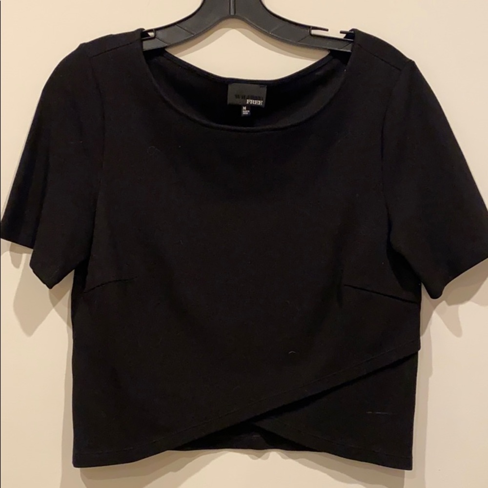 Aritzia Wilfred Free Black Crop T-Shirt Top Medium